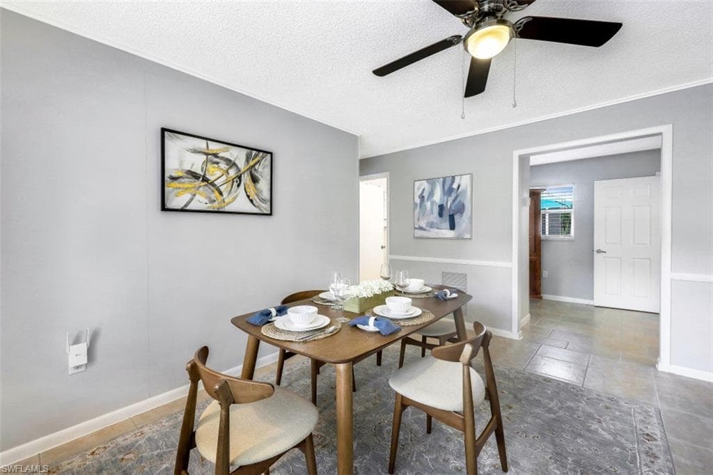 10095 7th St N 1, 2, 3, Naples, FL 34108-4