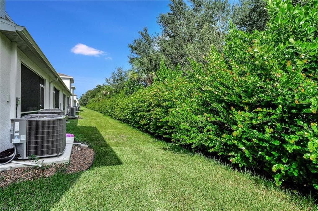 15489 Wildflower Cir, Naples, FL 34119-20