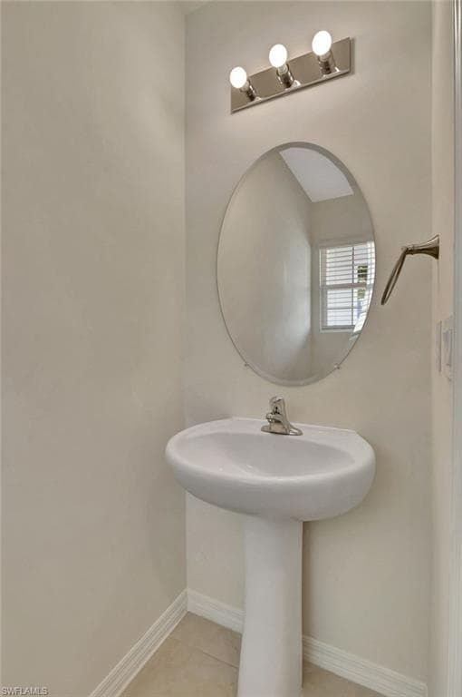 15489 Wildflower Cir, Naples, FL 34119-27