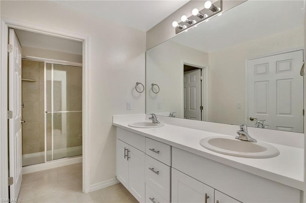 15489 Wildflower Cir, Naples, FL 34119-36