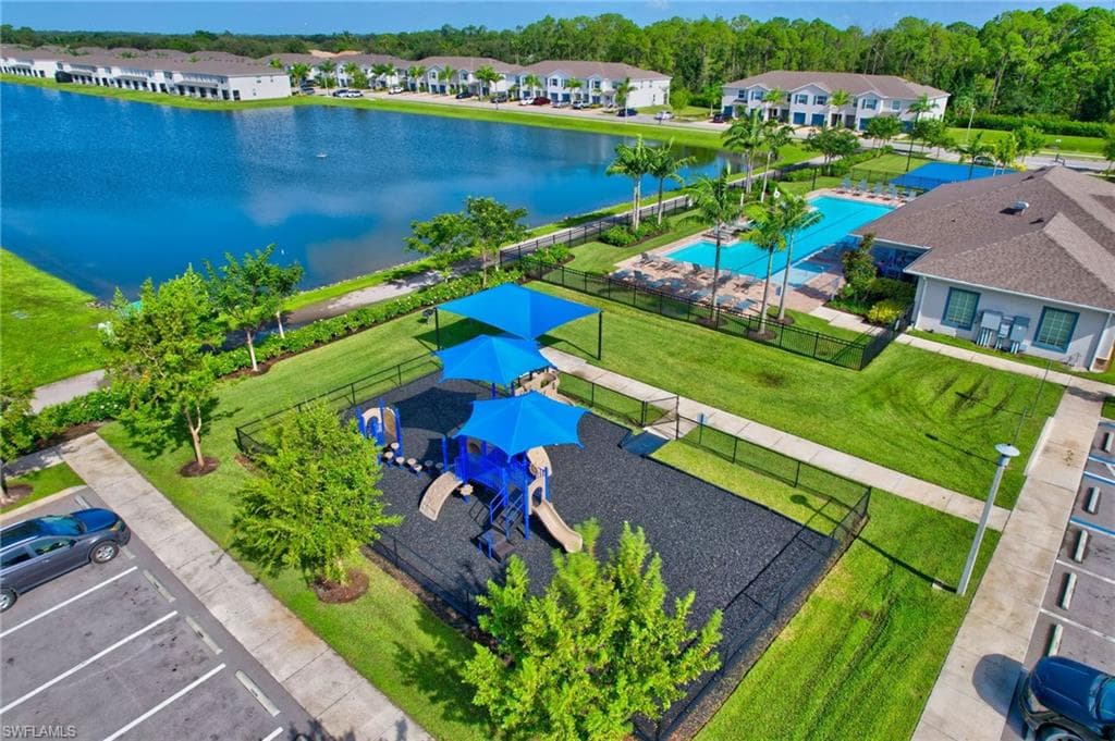 15489 Wildflower Cir, Naples, FL 34119-48