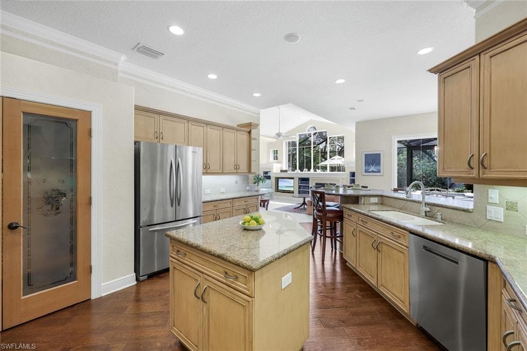 12531 Colliers Reserve Dr, Naples, FL 34110-13