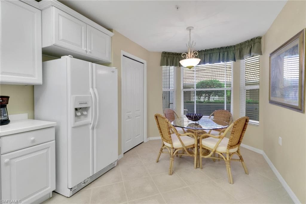 3840 Sawgrass Way 2811, Naples, FL 34112-9