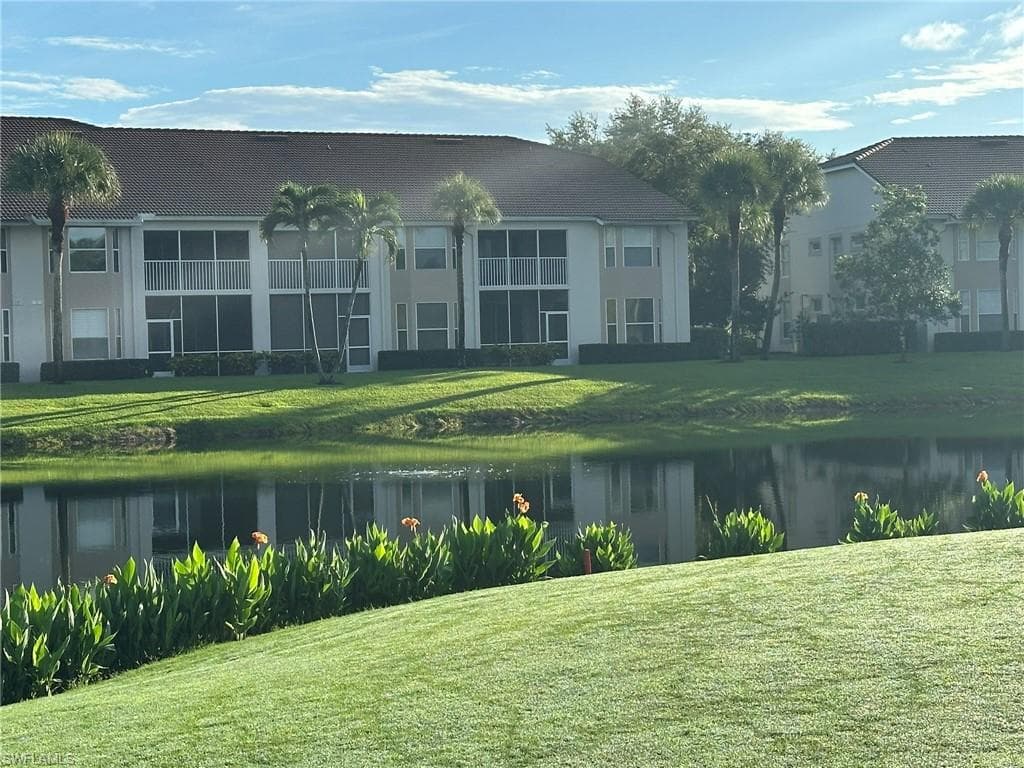 3840 Sawgrass Way 2811, Naples, FL 34112-28