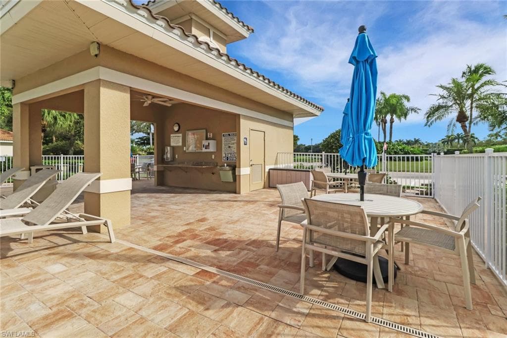 3840 Sawgrass Way 2811, Naples, FL 34112-38