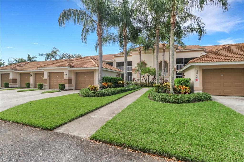 3840 Sawgrass Way 2811, Naples, FL 34112-4