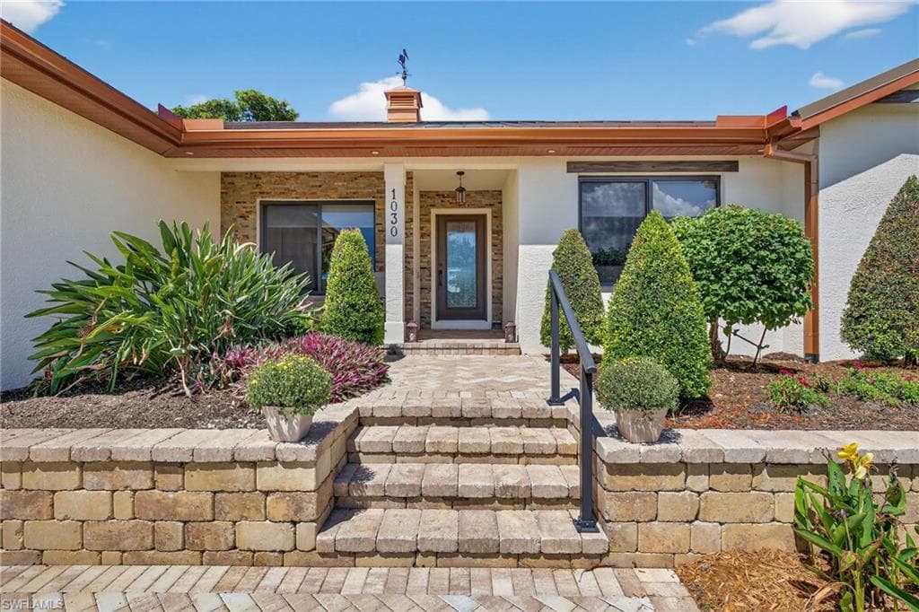 1030 Hartley St, Marco Island, FL 34145-2