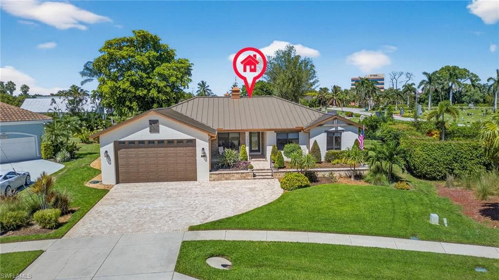 1030 Hartley St, Marco Island, FL 34145-40