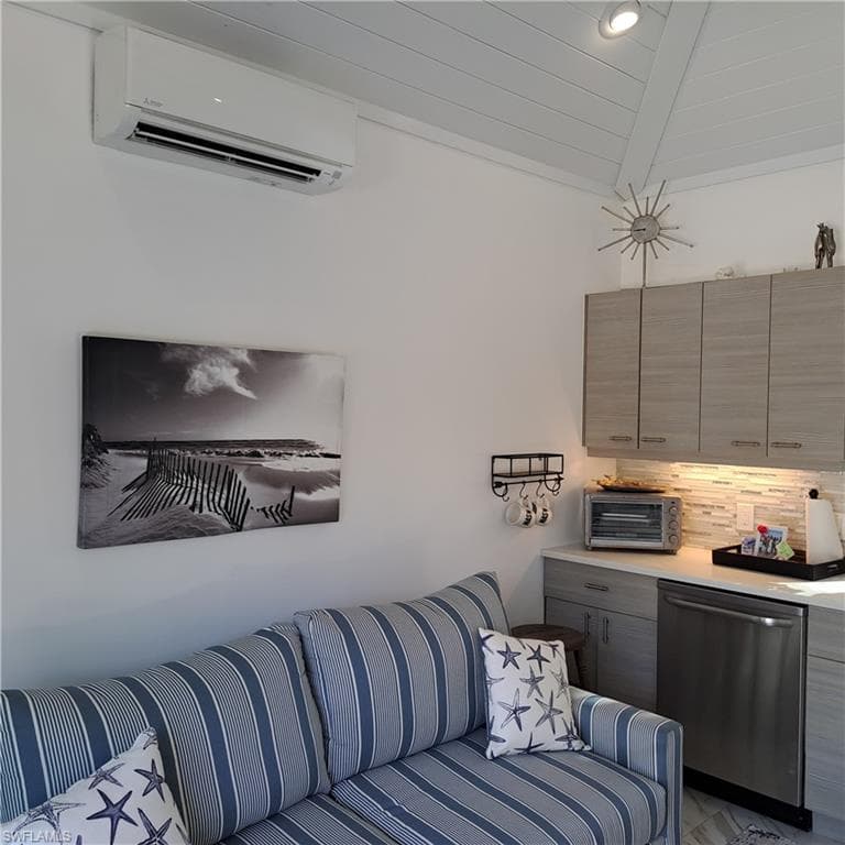 4580 Southern Breeze Dr, Naples, FL 34114-20