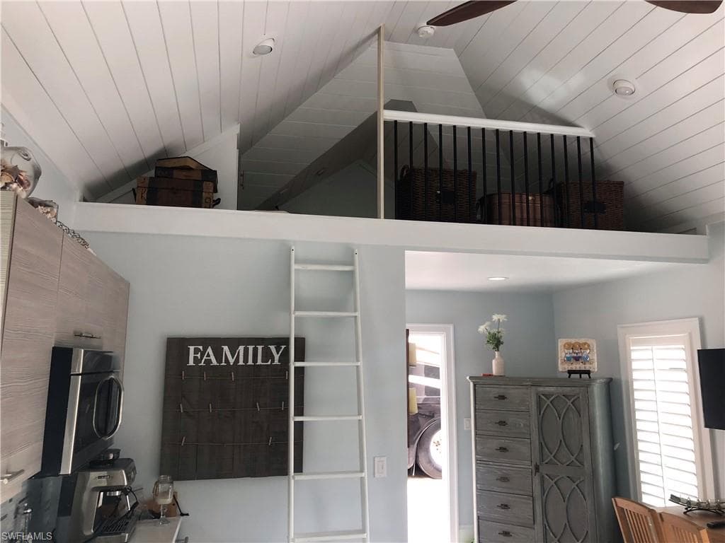 4580 Southern Breeze Dr, Naples, FL 34114-25