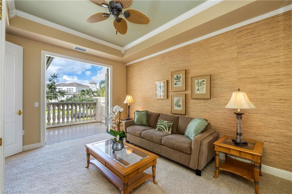 545 Avellino Isles Cir 202, Naples, FL 34119-8