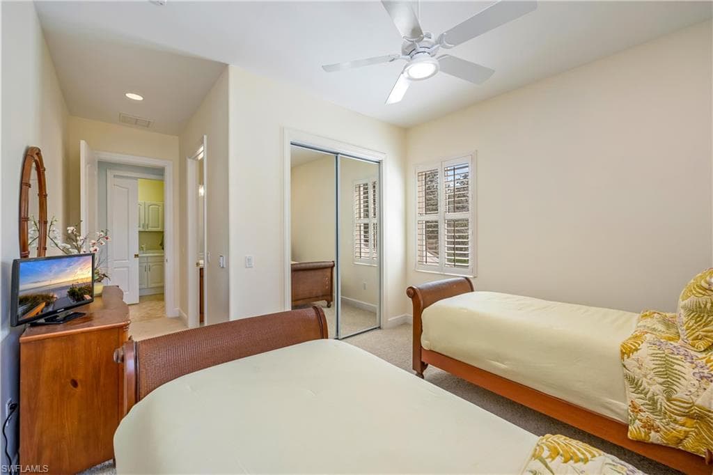 545 Avellino Isles Cir 202, Naples, FL 34119-21