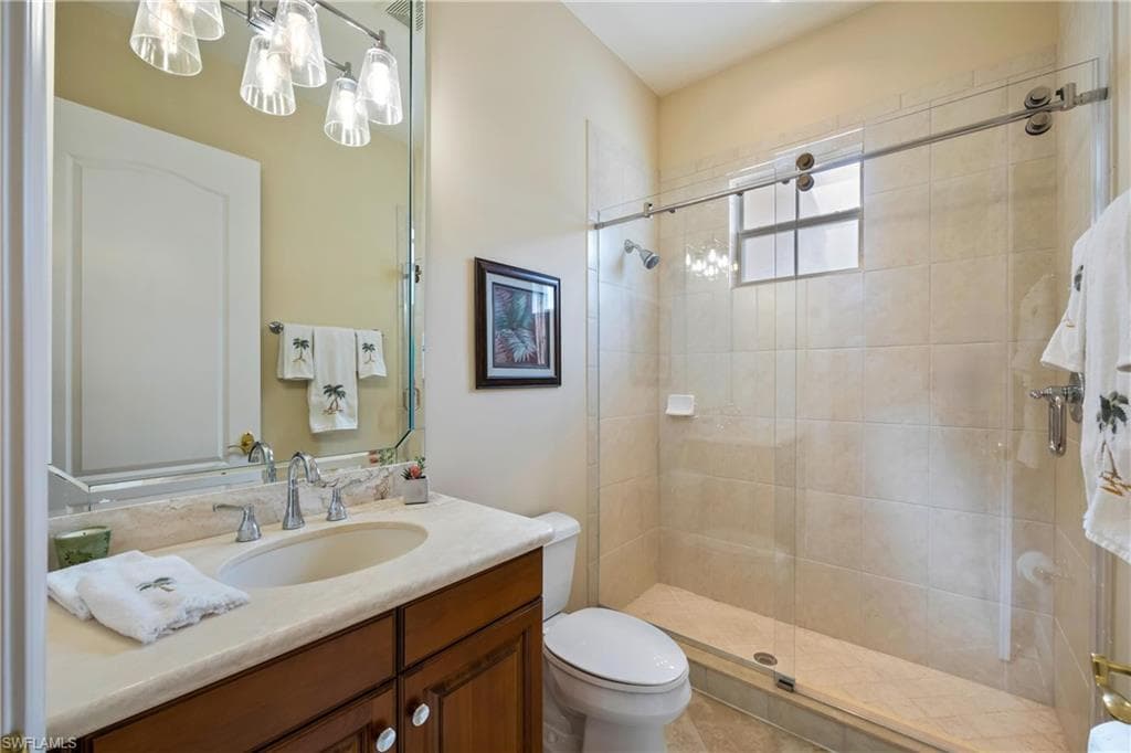 545 Avellino Isles Cir 202, Naples, FL 34119-22