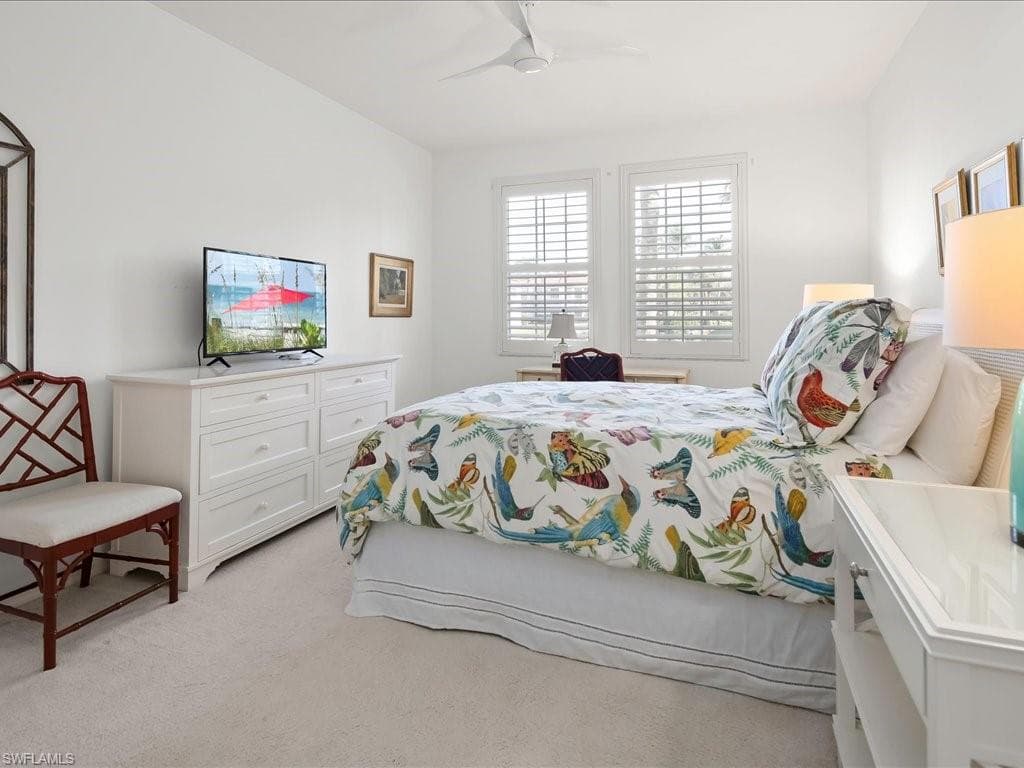 200 L Ambiance Cir 102, Naples, FL 34108-13