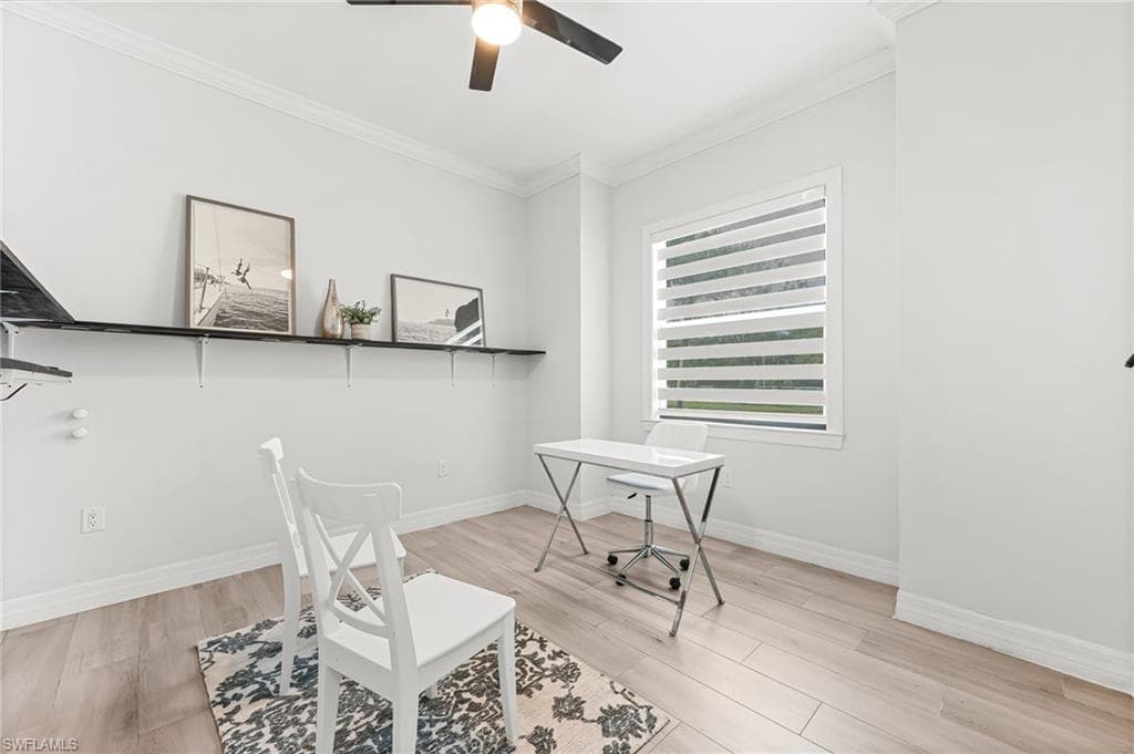 110 6th St NE, Naples, FL 34120-35