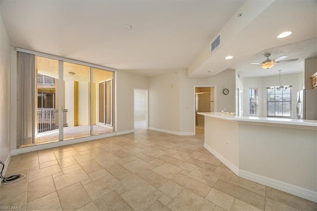 410 Bayfront Pl 2309, Naples, FL 34102-2
