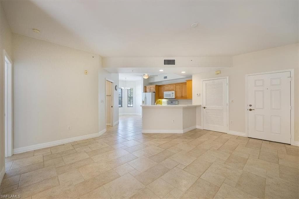 410 Bayfront Pl 2309, Naples, FL 34102-3