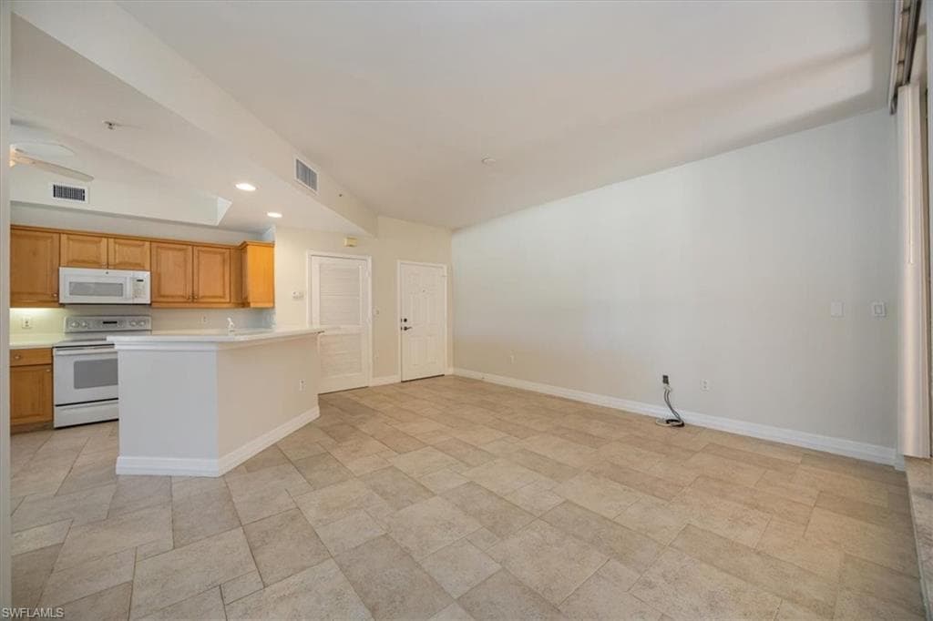 410 Bayfront Pl 2309, Naples, FL 34102-4