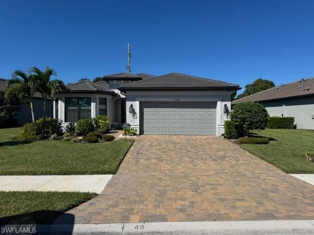 2076 Yellowfin Cir, Naples, FL 34114-1