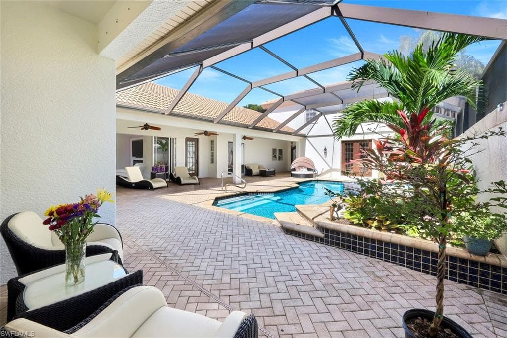 22660 Fairlawn Ct, Estero, FL 34135-44