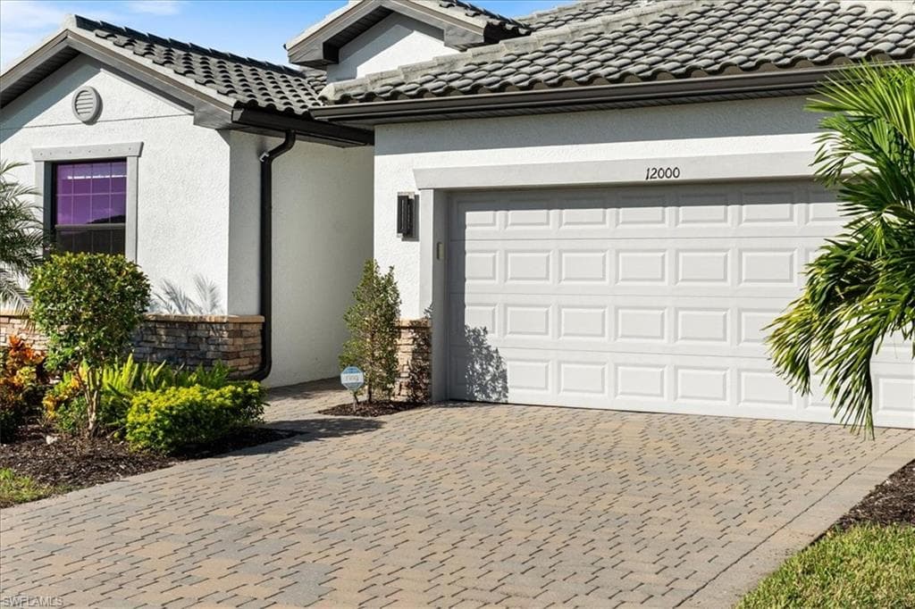 12000 Arbor Trace Dr, Fort Myers, FL 33913-29