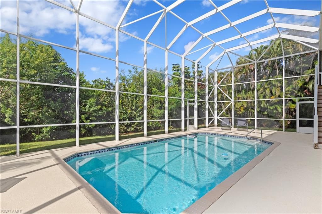 6185 Cocos Dr, Fort Myers, FL 33908-36