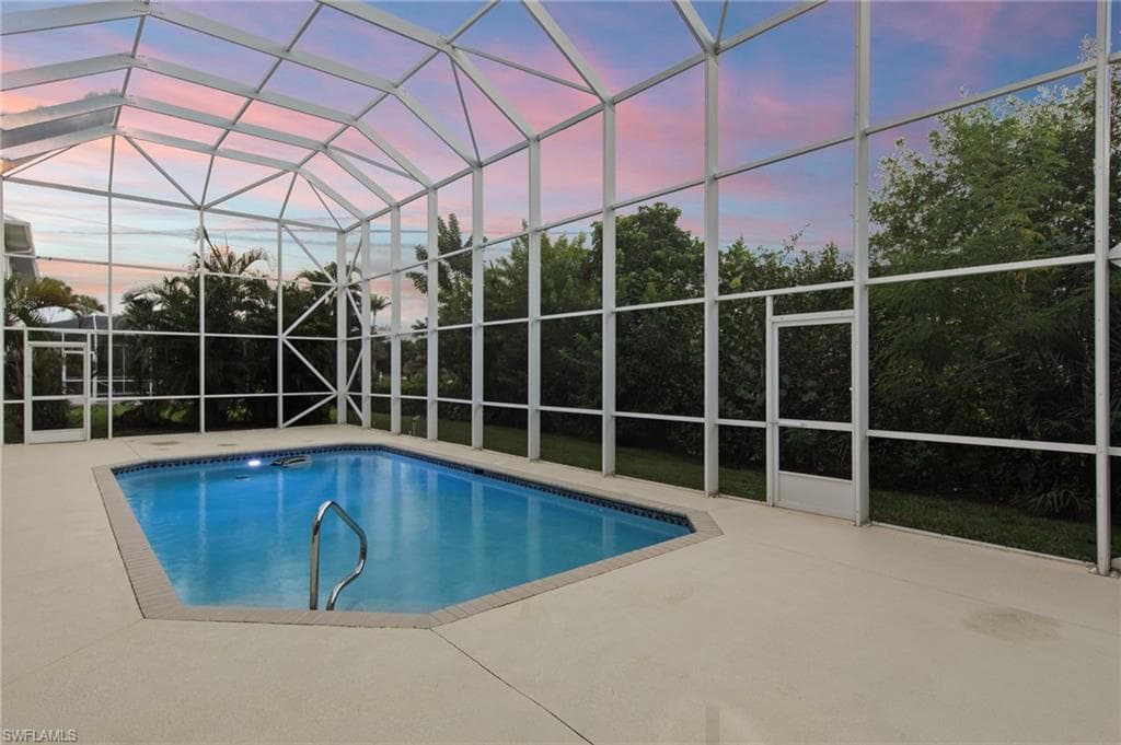 6185 Cocos Dr, Fort Myers, FL 33908-38