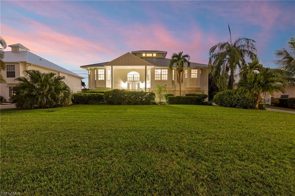 6185 Cocos Dr, Fort Myers, FL 33908-46