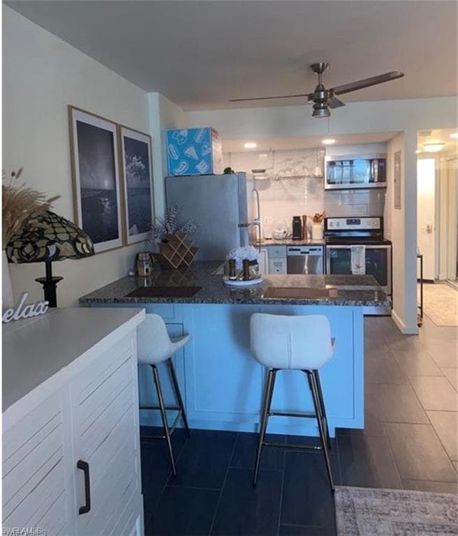 3 Bluebill Ave 211, Naples, FL 34108-6