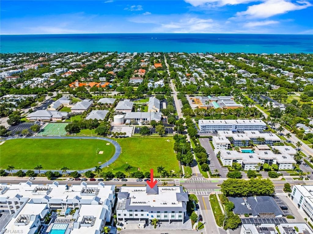 101 8th St S 201, Naples, FL 34102-19