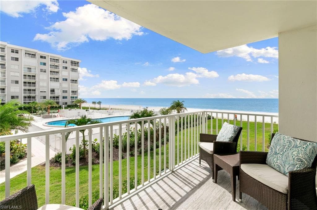 3443 Gulf Shore Blvd N 204, Naples, FL 34103-20