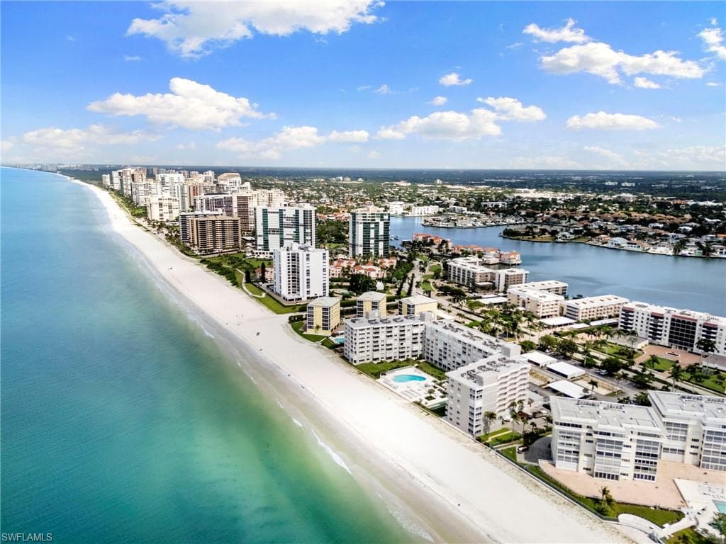 3443 Gulf Shore Blvd N 204, Naples, FL 34103-31