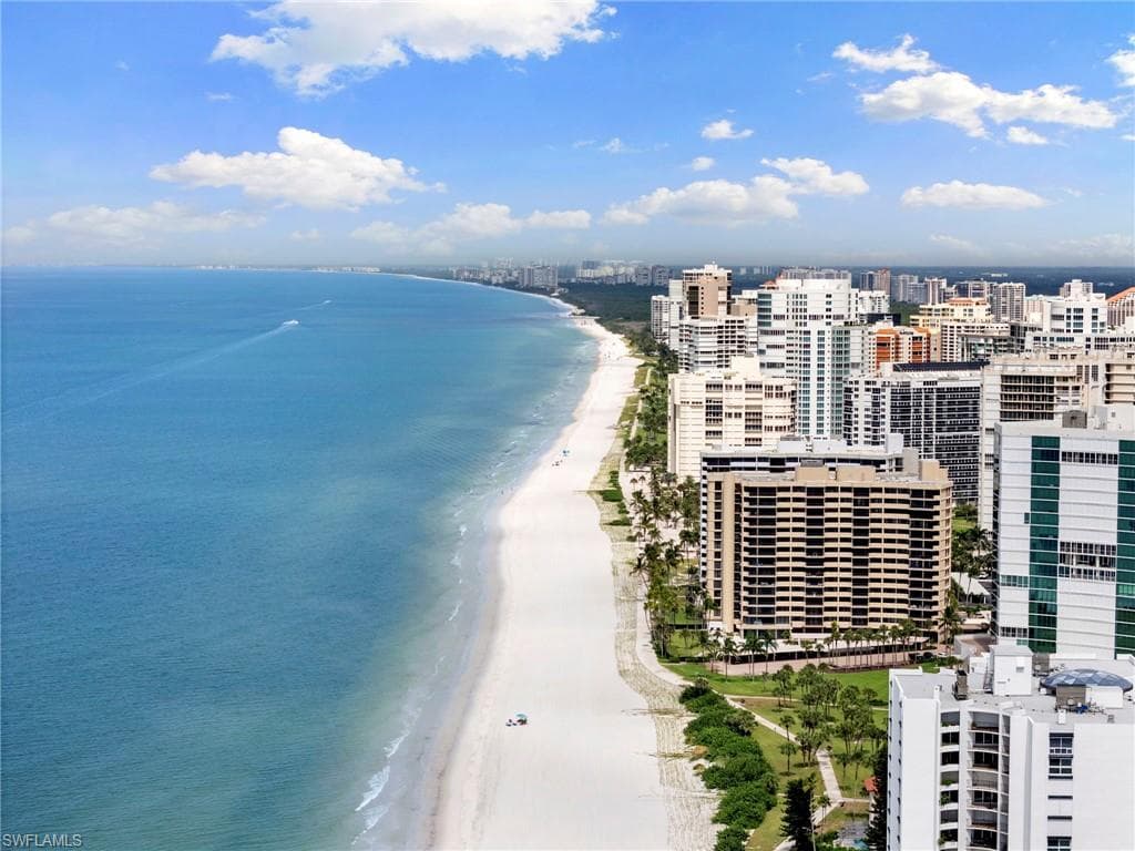 3443 Gulf Shore Blvd N 204, Naples, FL 34103-32