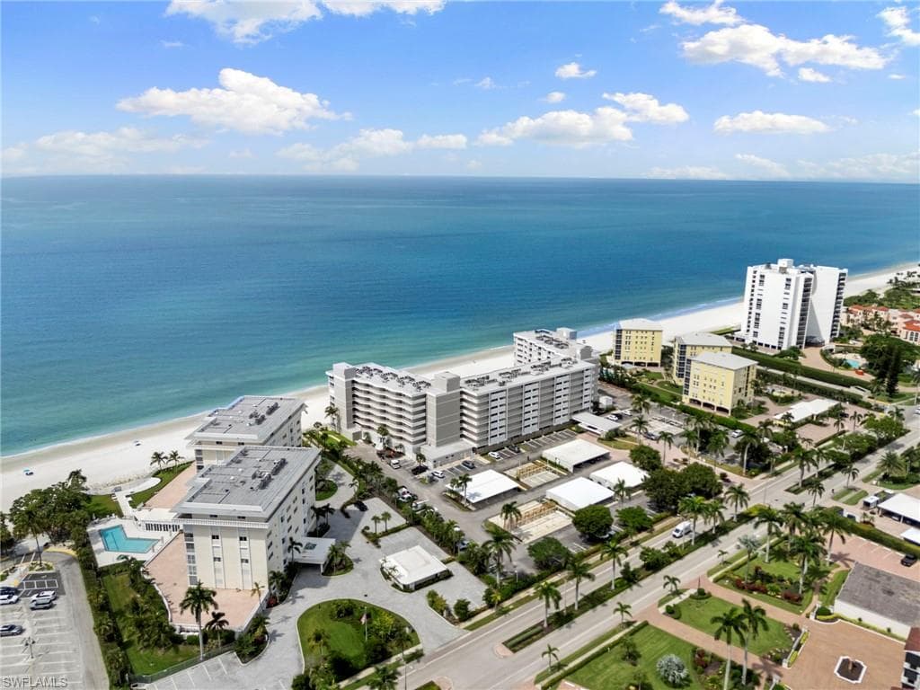 3443 Gulf Shore Blvd N 204, Naples, FL 34103-34