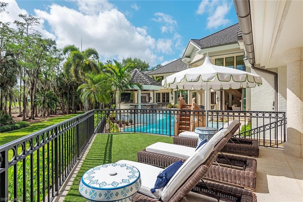 4300 Brynwood Dr, Naples, FL 34119-19