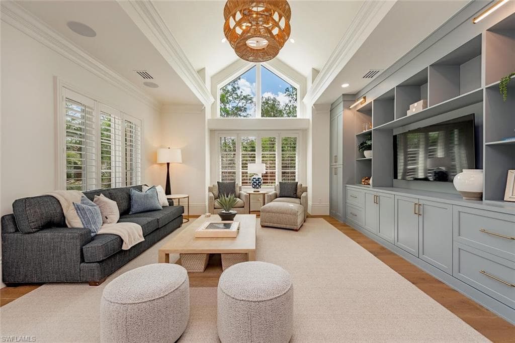 4300 Brynwood Dr, Naples, FL 34119-34