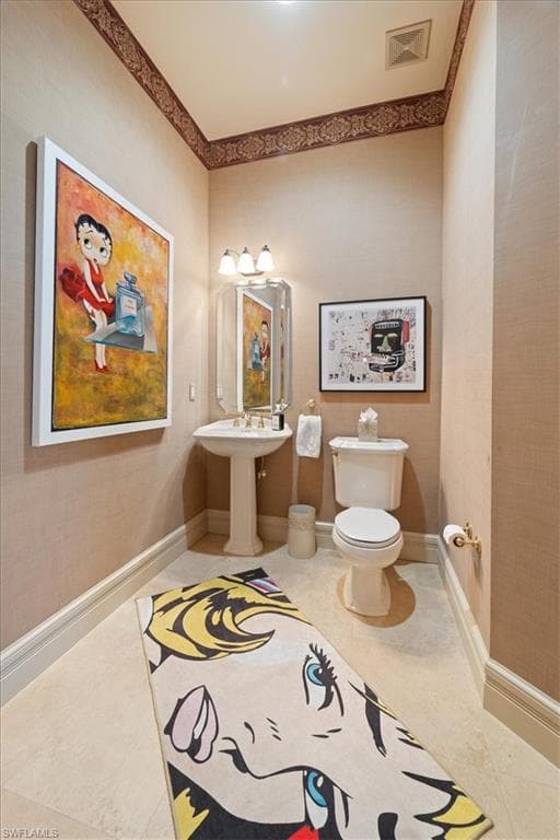 550 21st Ave S, Naples, FL 34102-21