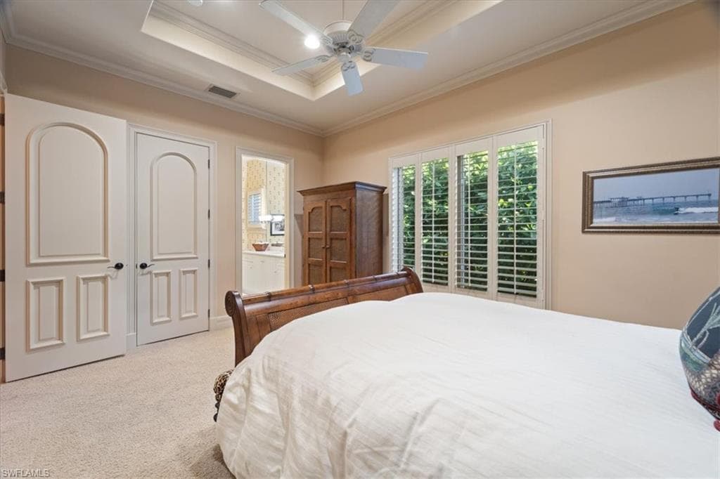 550 21st Ave S, Naples, FL 34102-30