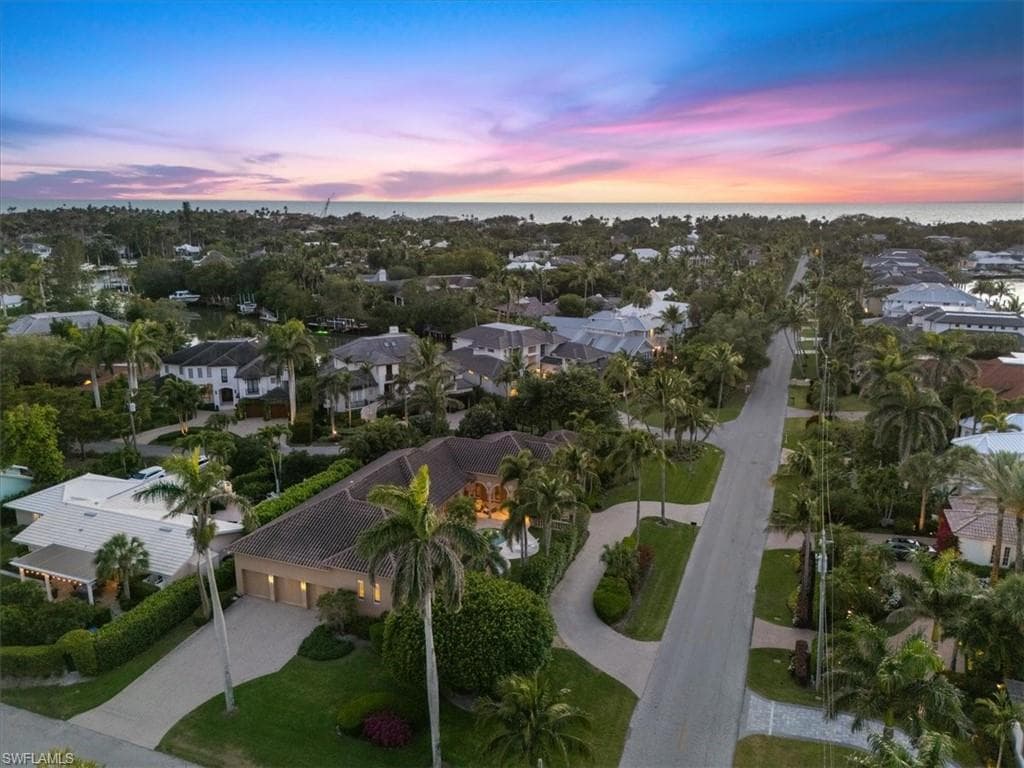 550 21st Ave S, Naples, FL 34102-43