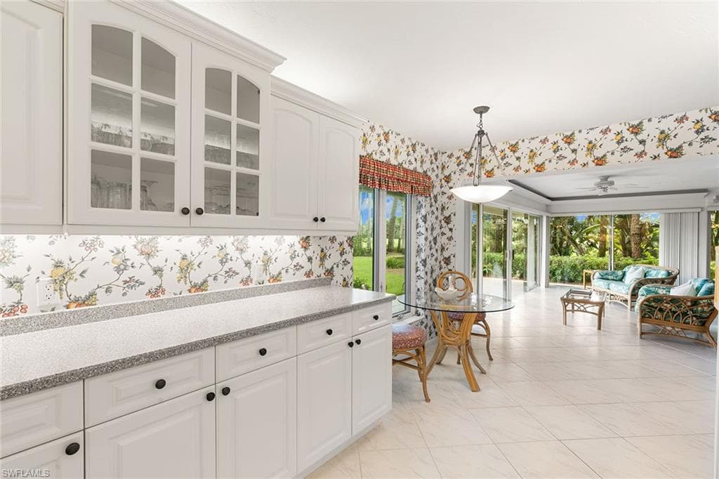 105 Clubhouse Ln C189, Naples, FL 34105-14