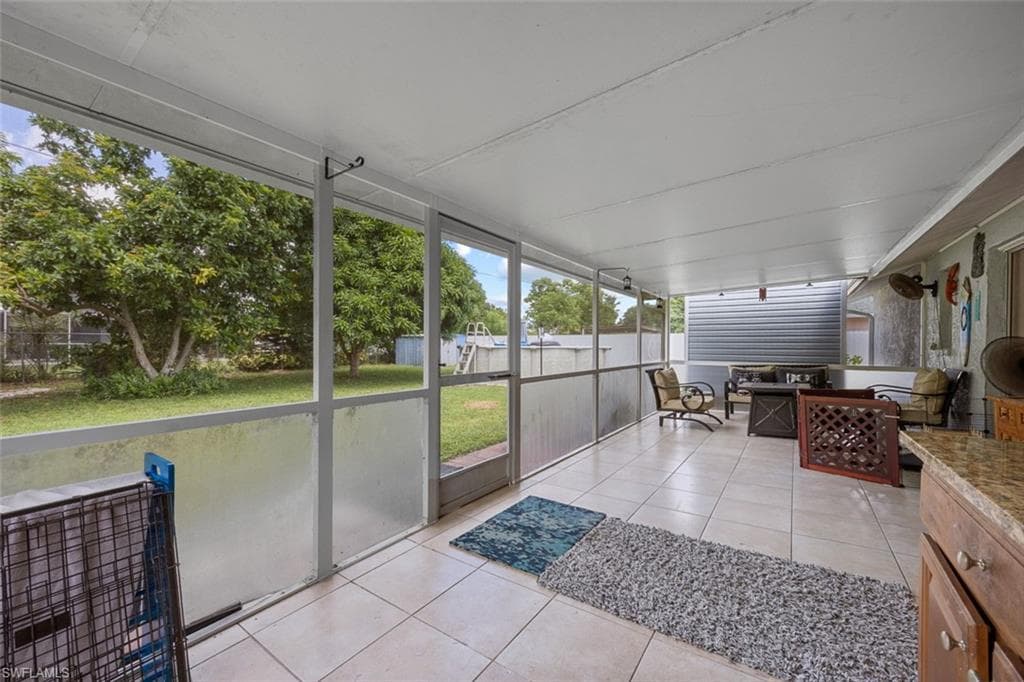 4633 31st Ave SW, Naples, FL 34116-23
