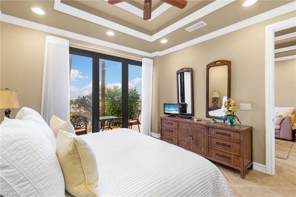 180 Seaview Ct 105, Marco Island, FL 34145-10