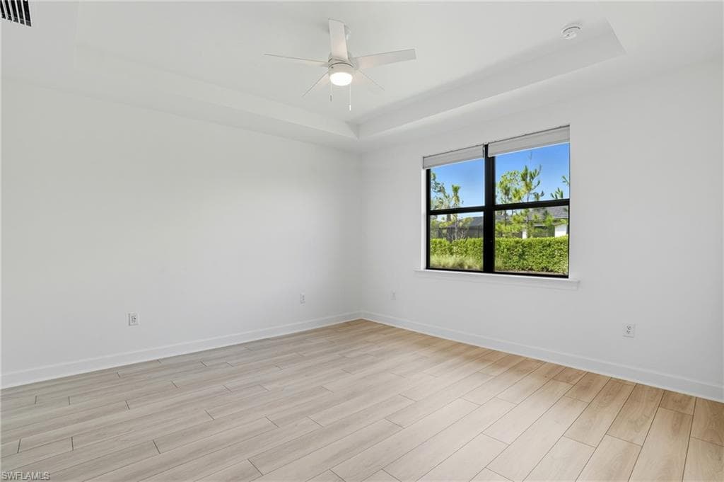 1873 Amador Ct, Naples, FL 34120-16