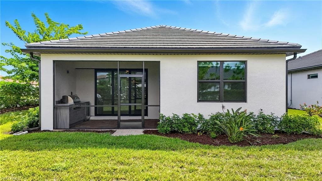 1873 Amador Ct, Naples, FL 34120-29