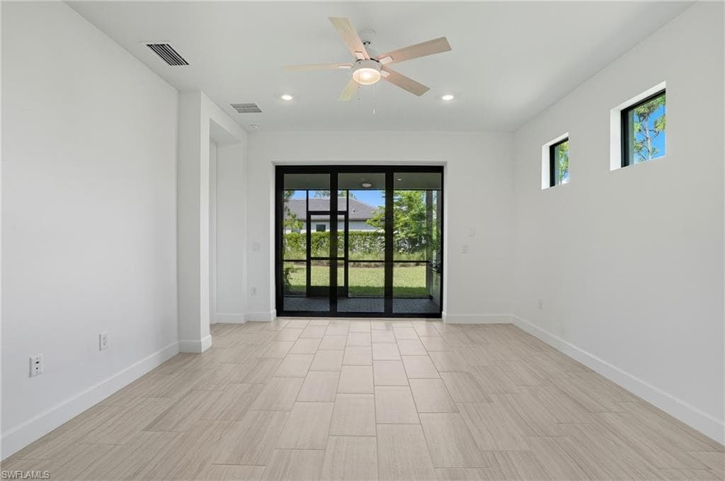 1873 Amador Ct, Naples, FL 34120-6