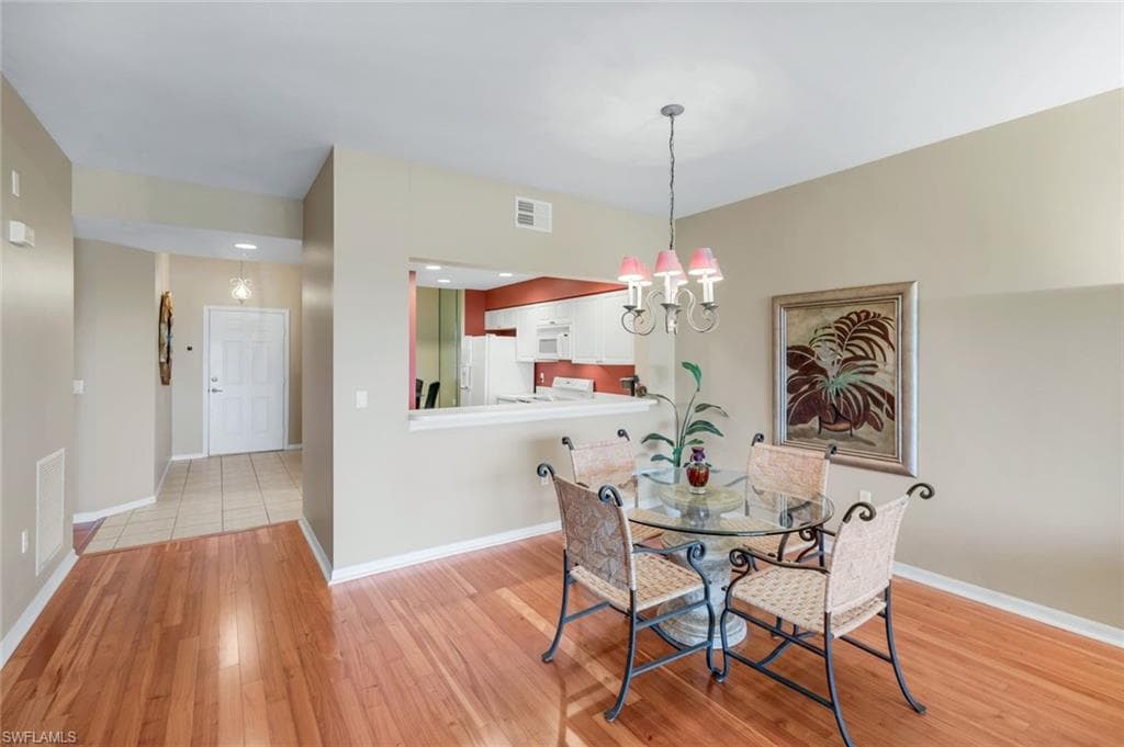 4120 Bayhead Dr 202, Bonita Springs, FL 34134-8