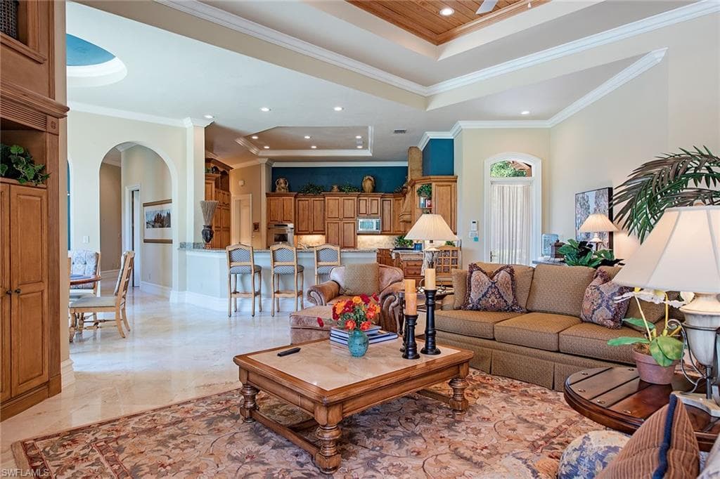 1124 Dormie Dr, Naples, FL 34108-15