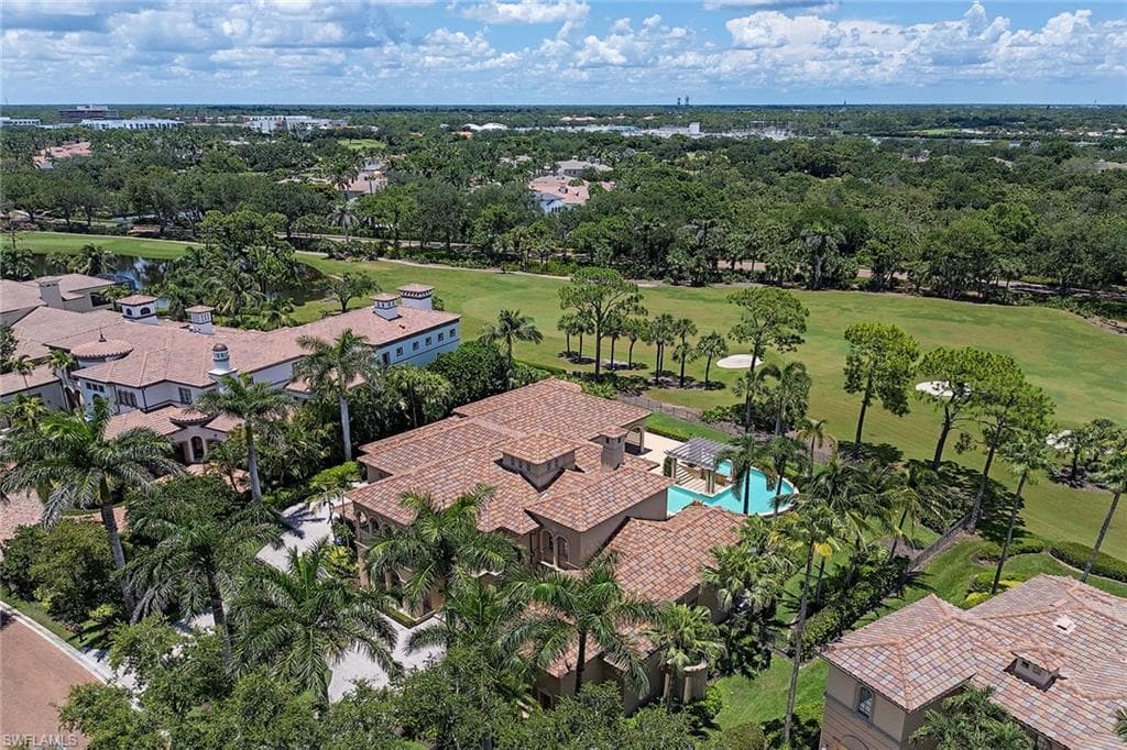 1124 Dormie Dr, Naples, FL 34108-4