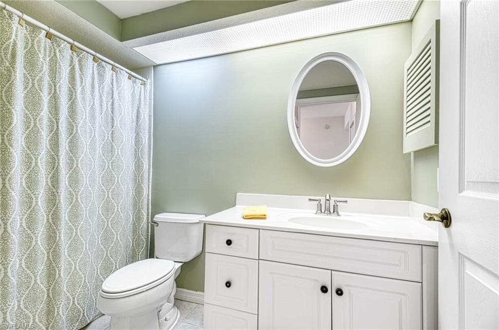 6804 Satinleaf Rd S 101, Naples, FL 34109-14