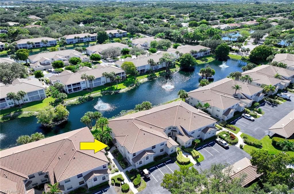 6804 Satinleaf Rd S 101, Naples, FL 34109-26